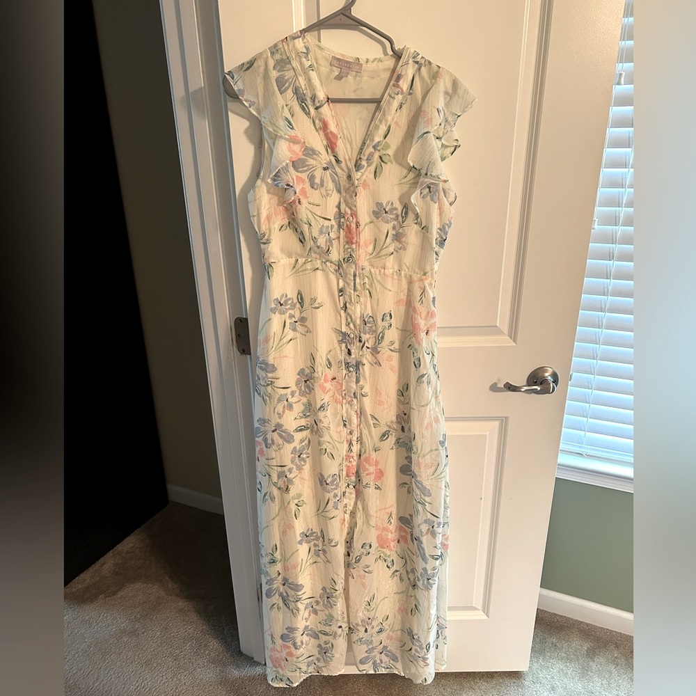 Chelsea28 White floral dress